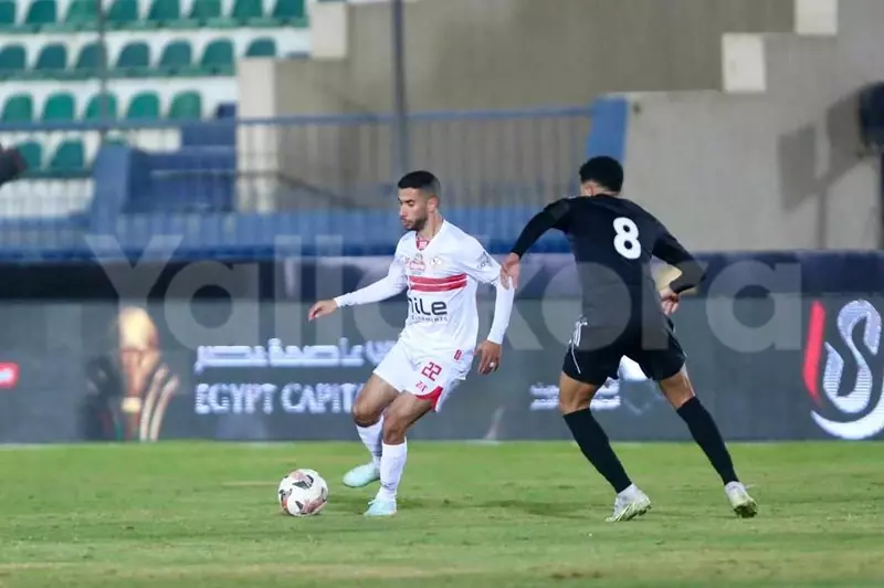 ناصر ماهر لاعب الزمالك خلال مباراة بتروجيت